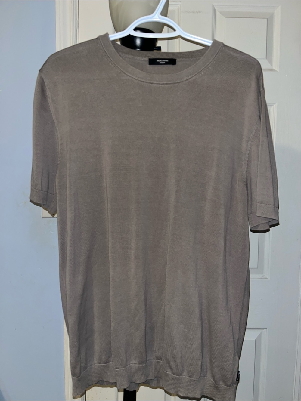 Men's Short-Sleeve Crewneck Shirt in Taupe - Casual Knit